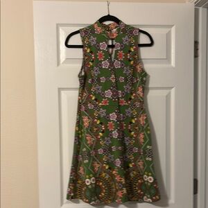 New York & Company Green Floral Mini Dress